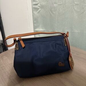 Dooney & Bourke small purse